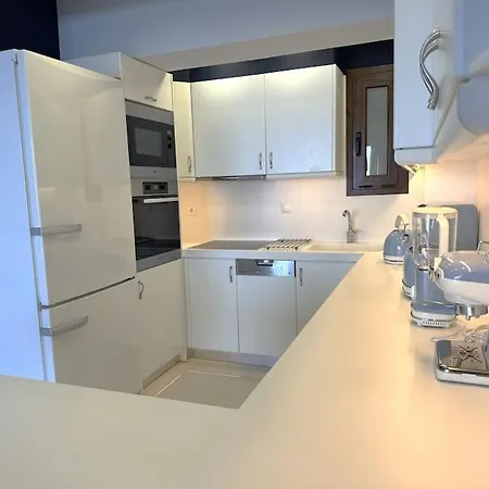 Element Blue Loutráki